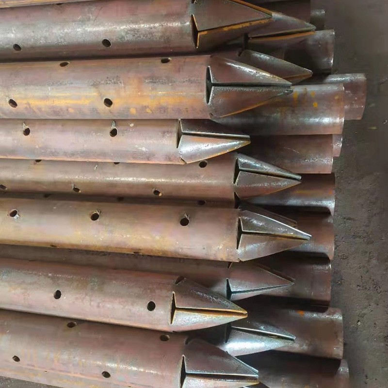 石台预埋注浆管